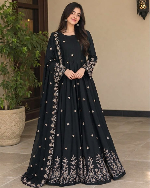 Embroidered Long Flare Maxi With Embroidered Dupatta – 3 Piece Party Wear